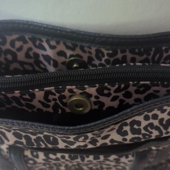 Tyler Rodan Brown and Black Crossbody Bag with Animal Print - Picture 7 of 15